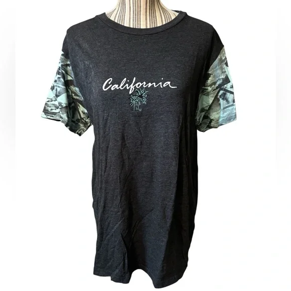 🇺🇸 California Graphic Tee Large Dark Grey Camouflage Short Sleeves WXYZ Cotton