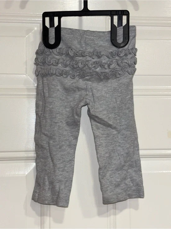 Carter's Light Gray Ruffle Back Leggings