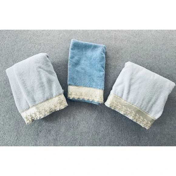 Vintage 3‎ pc Marlborough Blue Bath & Hand Towel Lace Cottagecore Shabby Chic