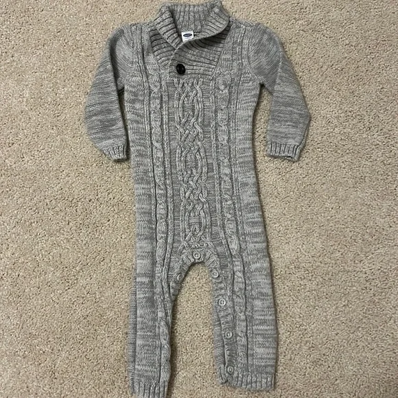 Old Navy Gray Sweater Onesie Jumper - 12-18 months