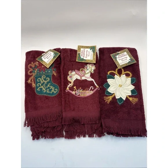3 Vtg Holiday Traditions Christmas Guest Fingertip Towels Burgundy Fringe NEW