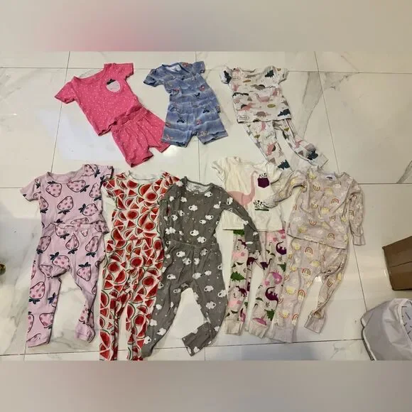8 sets of pajamas #10