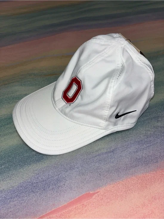 OSU buckeyes Nike Featherlight Hat White Dri-Fit tennis Adjustable Running NWT