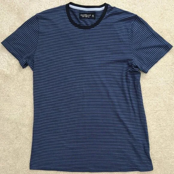 Abercrombie blue striped t-shirt medium