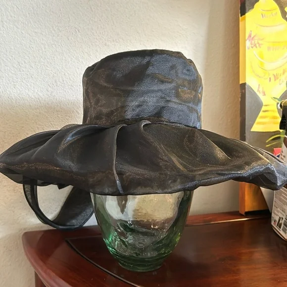 Black Hat by Saferin