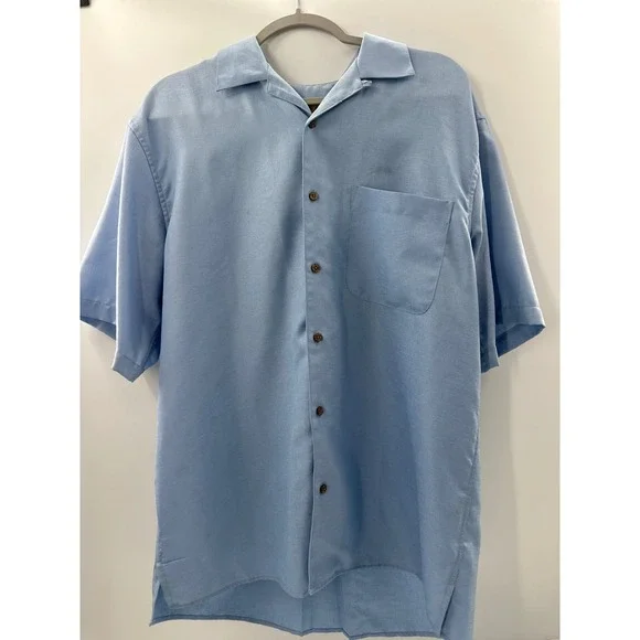 Jos. A. Bank Mens Medium Light Blue Short Sleeve Button Up Camp Shirt Textured