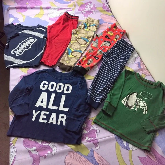 Lot 7 Pz Toddler Boy pajamas  pants & Tees