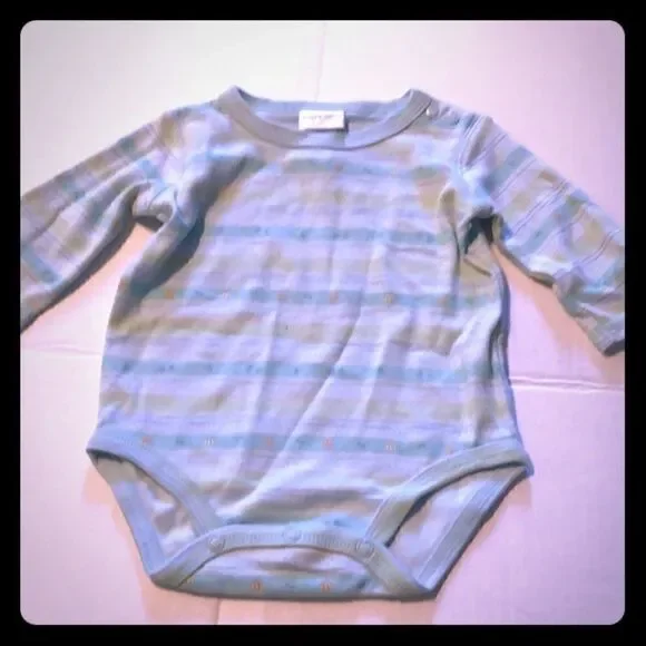 3/$15 or 5/$20 Carters size 0-3 month top
