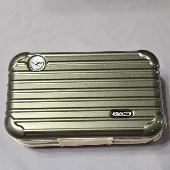 RIMOWA x Lufthansa First Class Collectible Amenity Case - Metallic Olive Green