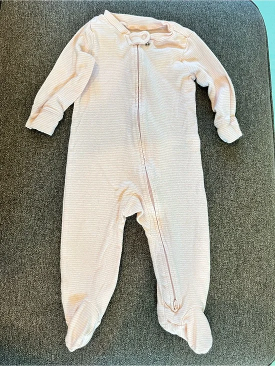 🤑EU Carter's Light Pink Striped Sleep & Play Footed Romper🤑
