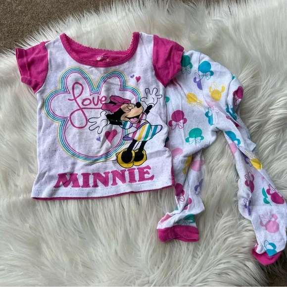 Disney Junior White and Pink Multicolored Minnie Mouse Pajama Set