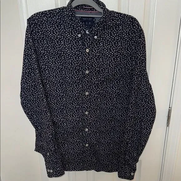 Tommy Hilfiger Blue and White Casual Button Down Shirt