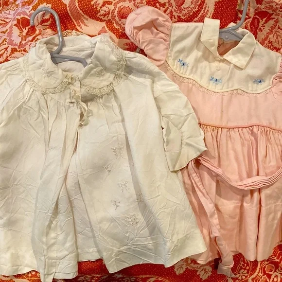 Vintage 50’s‎ 2 piece 12m. White robe and pink dress. 150