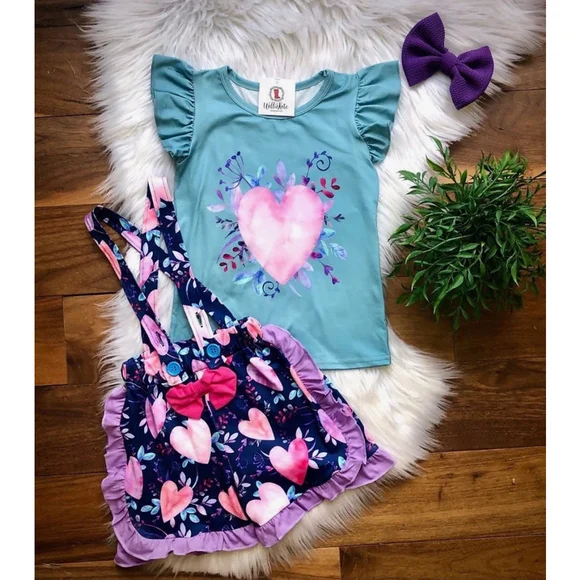 Wellington Designs Watercolor Hearts Suspender Shorts Set, Sz 4T NWT