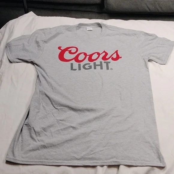 Coors Light men's large sized t shirt