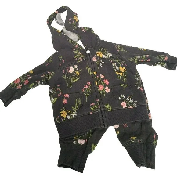 Carters Baby Girls Hoodie and Pants Outfit Set Size 3M Gray Floral Allover print