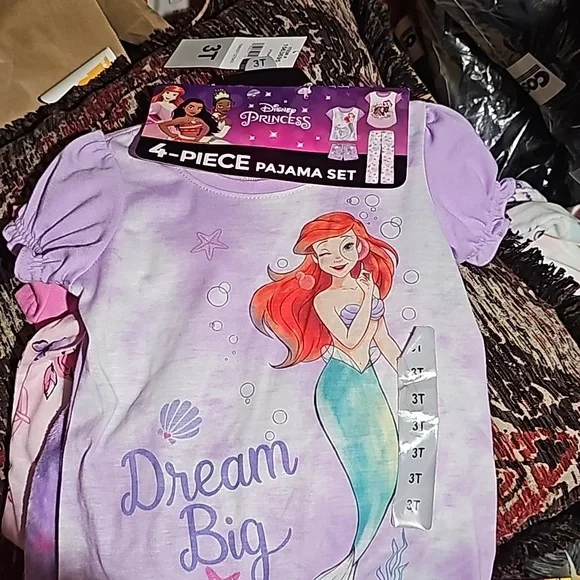 Disney Princess 4 piece pajama nwt 3T