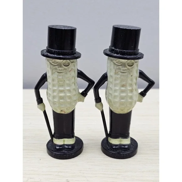 Vintage Planters Mr. Peanut Salt and Pepper‎ Shakers Made in USA Pyro 4
