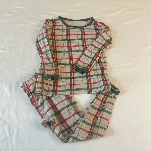 Kyte Baby Bamboo Pajama Set Holiday Plaid Red Green Size 2T