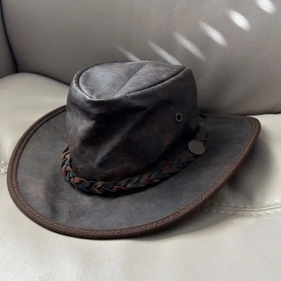 Barmah Crackle Kangaroo Leather Squashy hat.