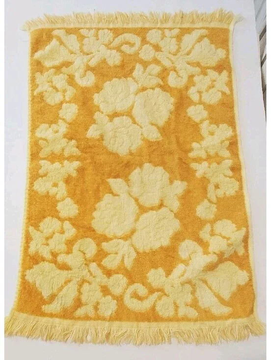 Vintage Cannon Monticello Hand Fringe Towel Yellow Gold Floral 1 Pc.