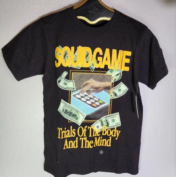 Market x Squid Game Black Tee Size Small