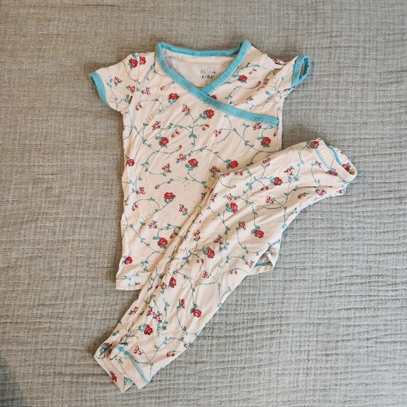 KICKEE Bamboo 2 Piece Set Kimono Floral Vines Short Sleeve pajamas 2t months