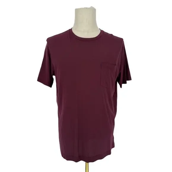 Robert Graham Short Sleeve Crew Neck T-Shirt MYLES Burgundy with Pocket M