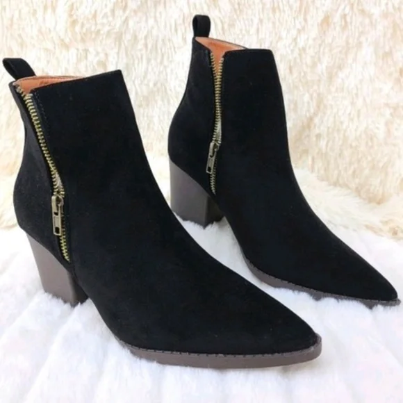 * Mata Black Western Style Slip On Ankle Bootie With 2 1/2