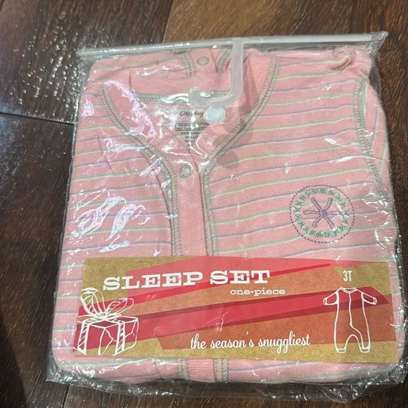 Old navy Girls sleep set size 3t new