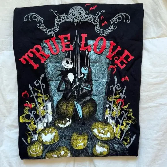 Nightmare before christmas black graphic tee sz m whimsigoth emo hot topic‎