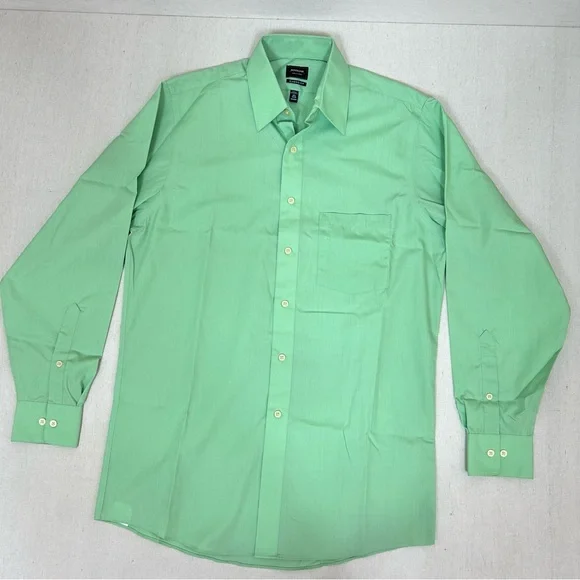 NWOT Arrow Classic Fit Green Dress Shirt with Classic Collar and Long Sleeves