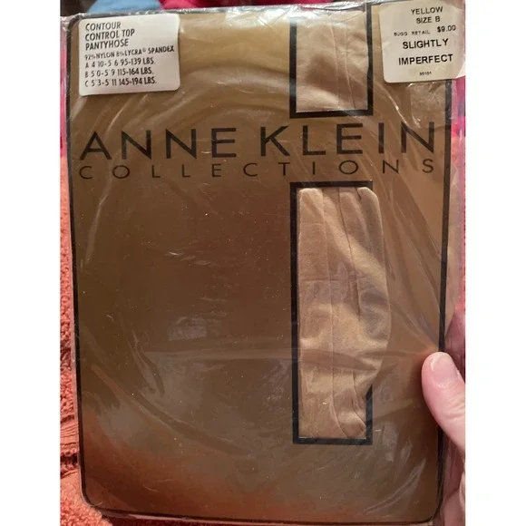 Anne Klein Size B Pantyhose Yellow Contour Control Top Slightly Imperfect NEW