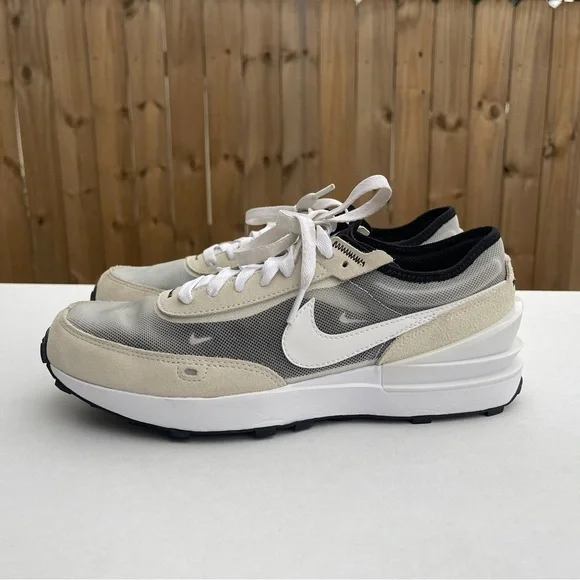 Nike Waffle One Low Summit White (GS) Size 7Y/8.5‎ Women’s