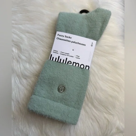 Lululemon Daily Essential Fuzzy Socks Size L JDGR New