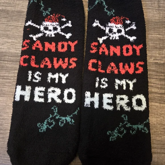 🍒🍒 Sally Claw Is My Hero Fuzzy Socks
