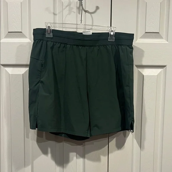 Nike Men's Dark Green Athletic Shorts