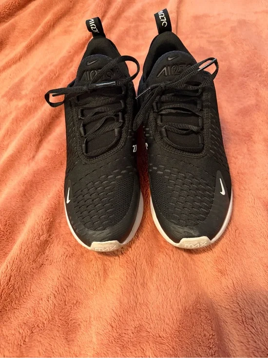Nike Black/White Air Max Sport Sneakers