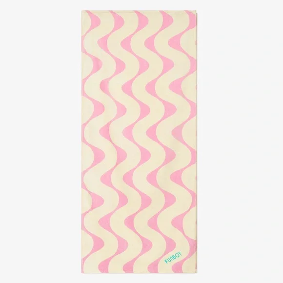 NWT Poolside Leisure Club Beach Towel