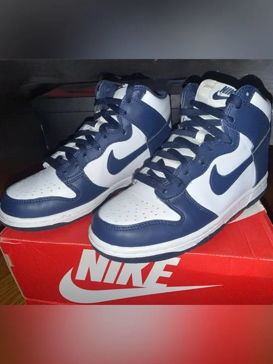 Nike Dunk High — Midnight Navy (GS) 4.5Y