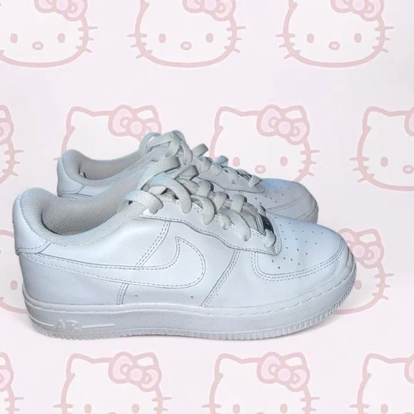 Nike Air Force 1 white trainers Size 5Y 23.5 cm