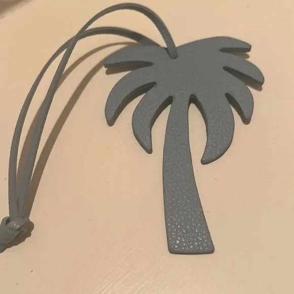 Sexy Little Vintage Handmade palm tree Leather Bag Charm Cute Nature Keychain
