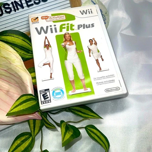 Wii Fit Plus (Wii, 2009) Tested and works great see photos for details.
