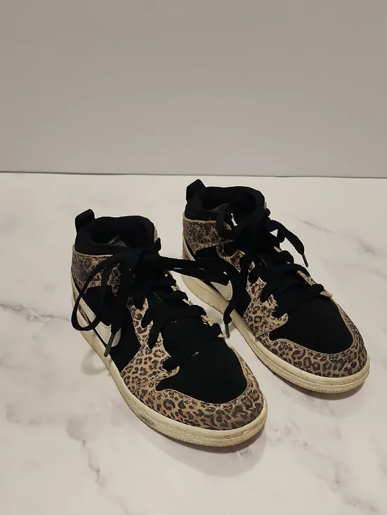 Nike Air Jordan Shoes Leopard Print Youth Size 12C