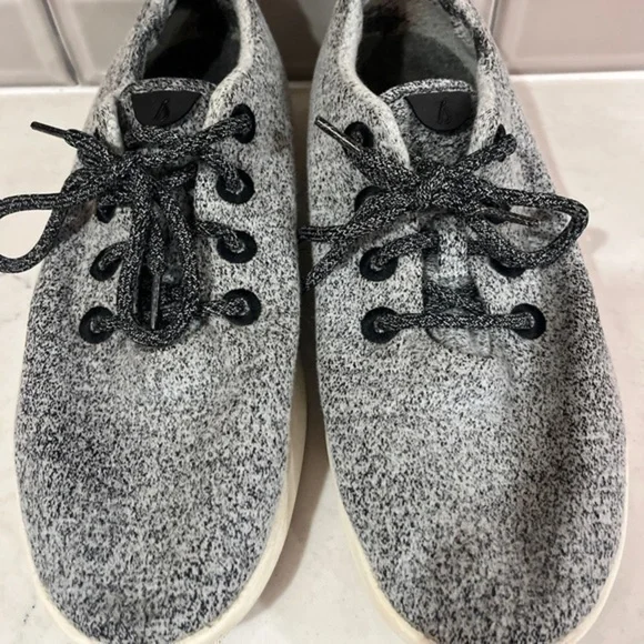 Allbirds Women's Wool Runners Natural Light Grey/White Sneakers Size 11 .