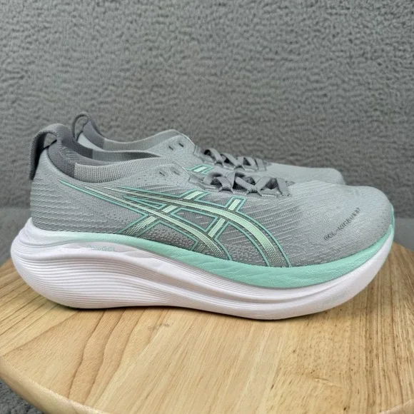 ASICS GEL Nimbus 27 Womens Size 8.5 Piedmont Gray Illuminate‎ Mint Running Shoes