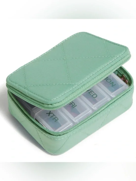 Vera Bradley Tavel pill organizer green