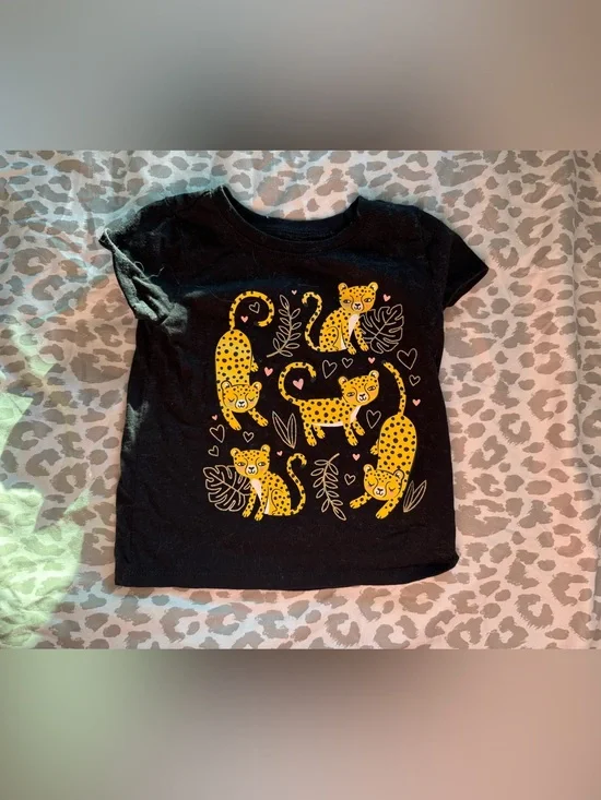 The Children’s Place Girls' Black Tee with Leopards