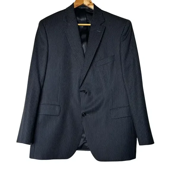 Jack Victor Suit Coat Sz 44S Blazer Navy Pinstripe Valentino CT 100%‎ Wool