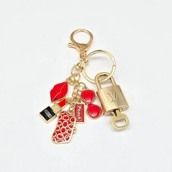 Louis Vuitton Authentic Gold Lock 🔒 Unbranded Keychain Charm for Bags